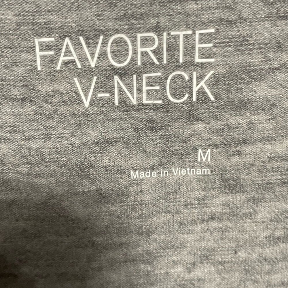 Basic tee - Picture 2 of 2